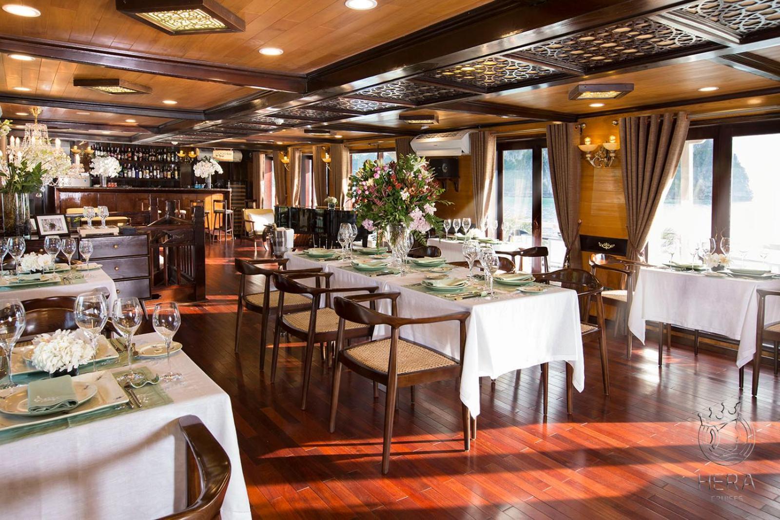 Hera Boutique Cruise Ha Long Bay Eksteriør billede