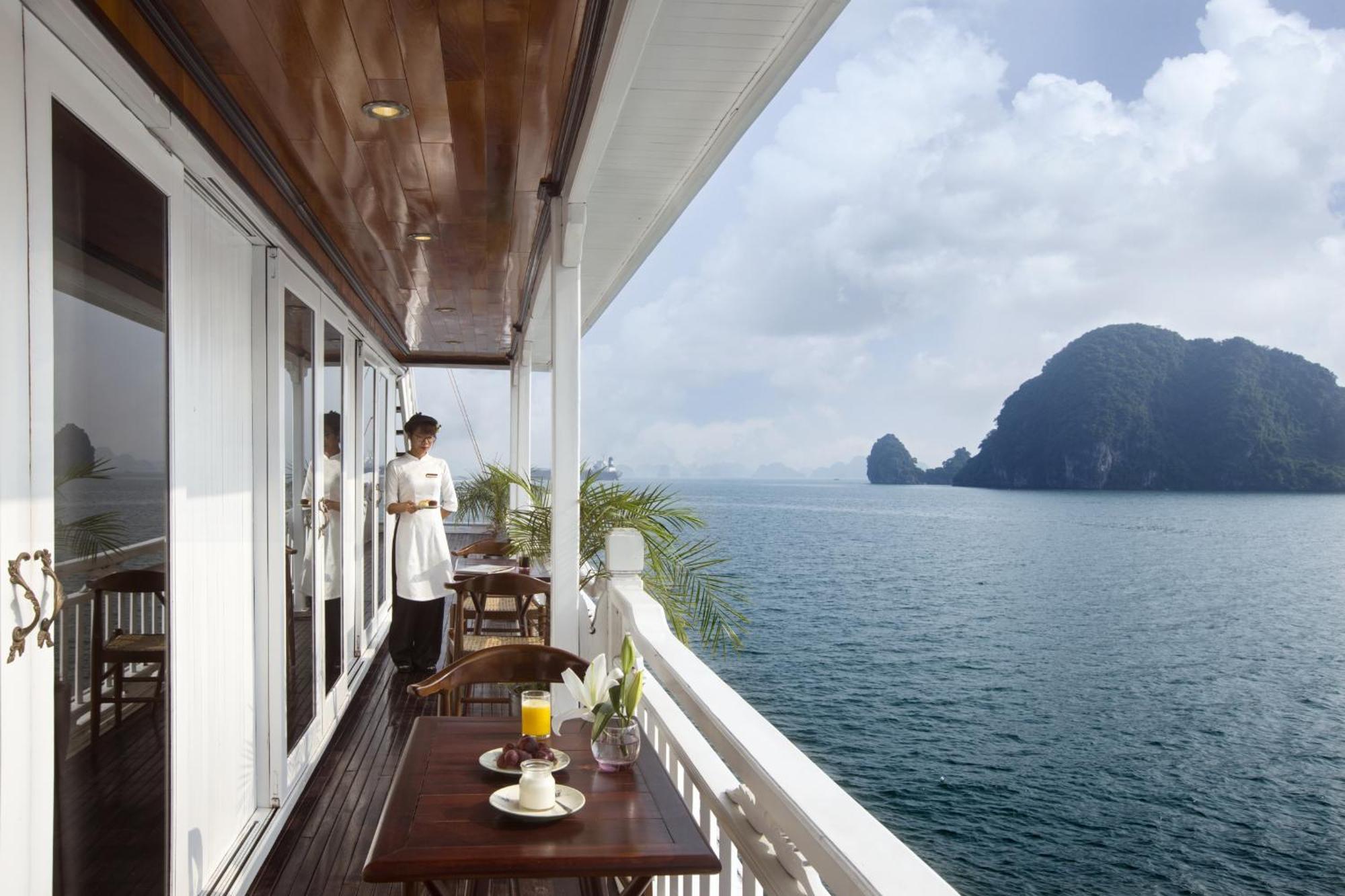 Hera Boutique Cruise Ha Long Bay Eksteriør billede