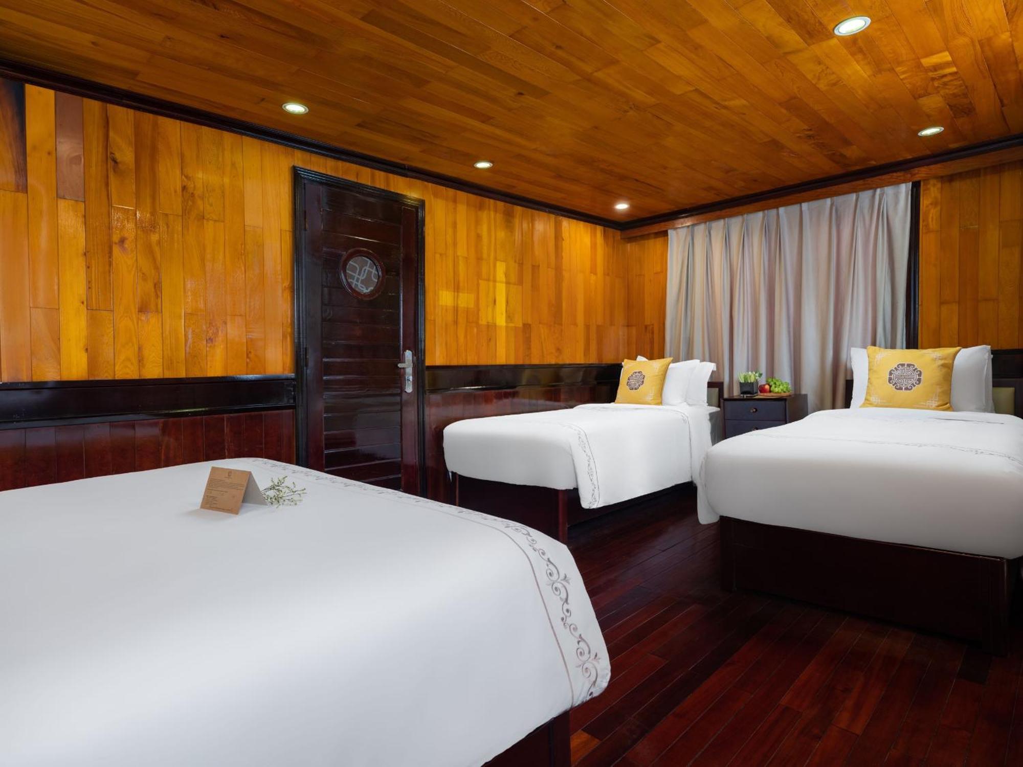 Hera Boutique Cruise Ha Long Bay Eksteriør billede