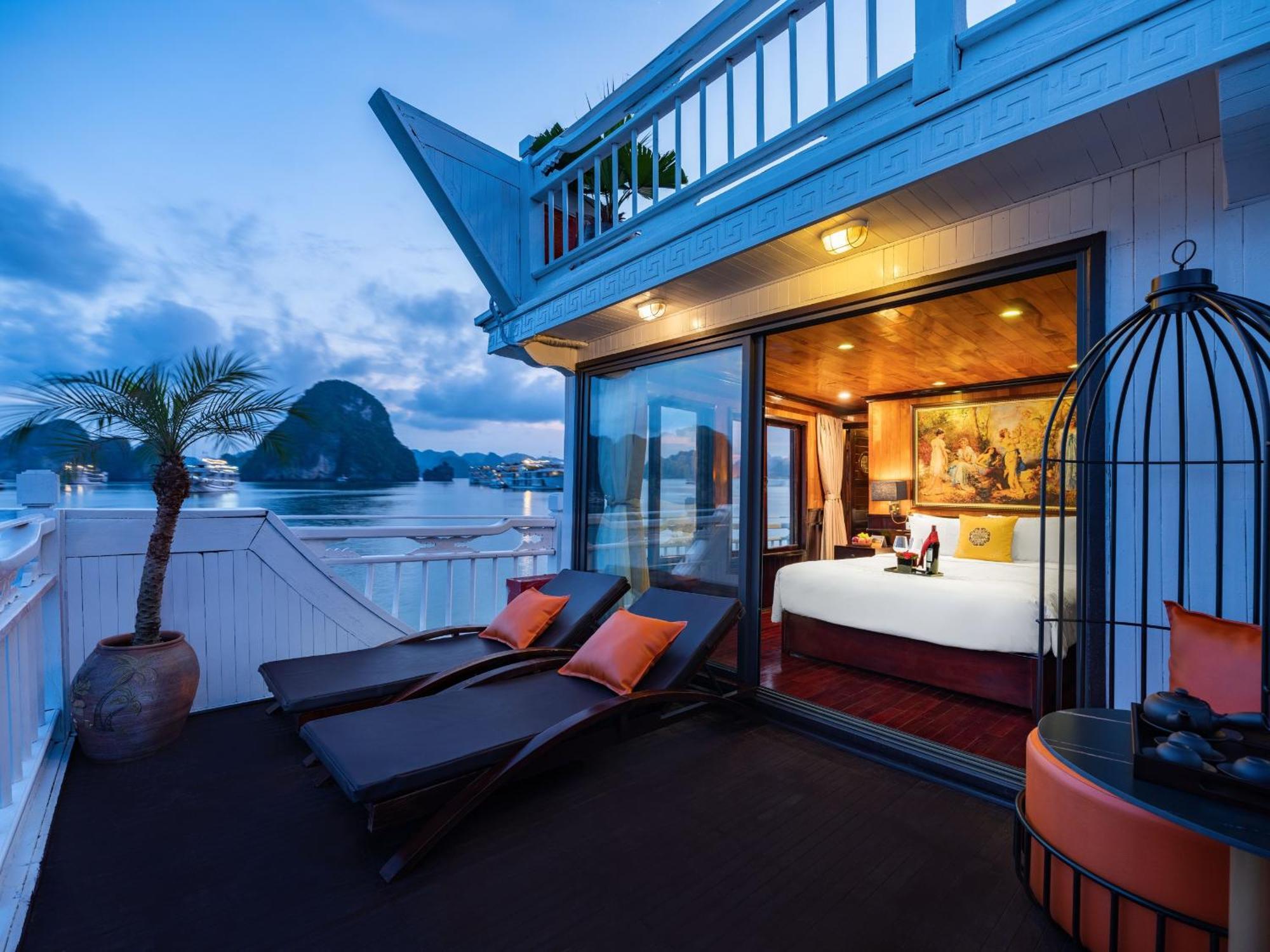 Hera Boutique Cruise Ha Long Bay Eksteriør billede