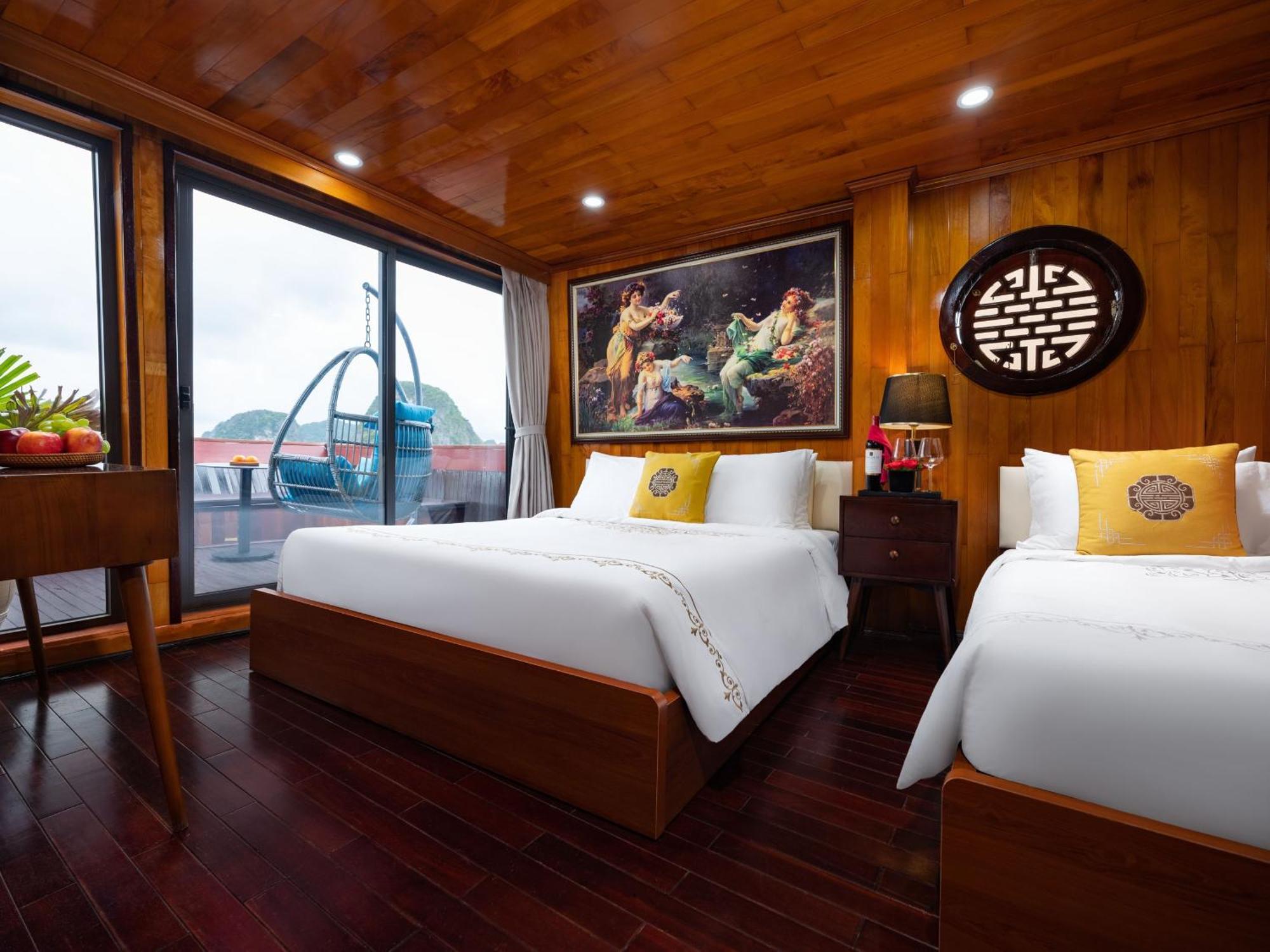 Hera Boutique Cruise Ha Long Bay Eksteriør billede