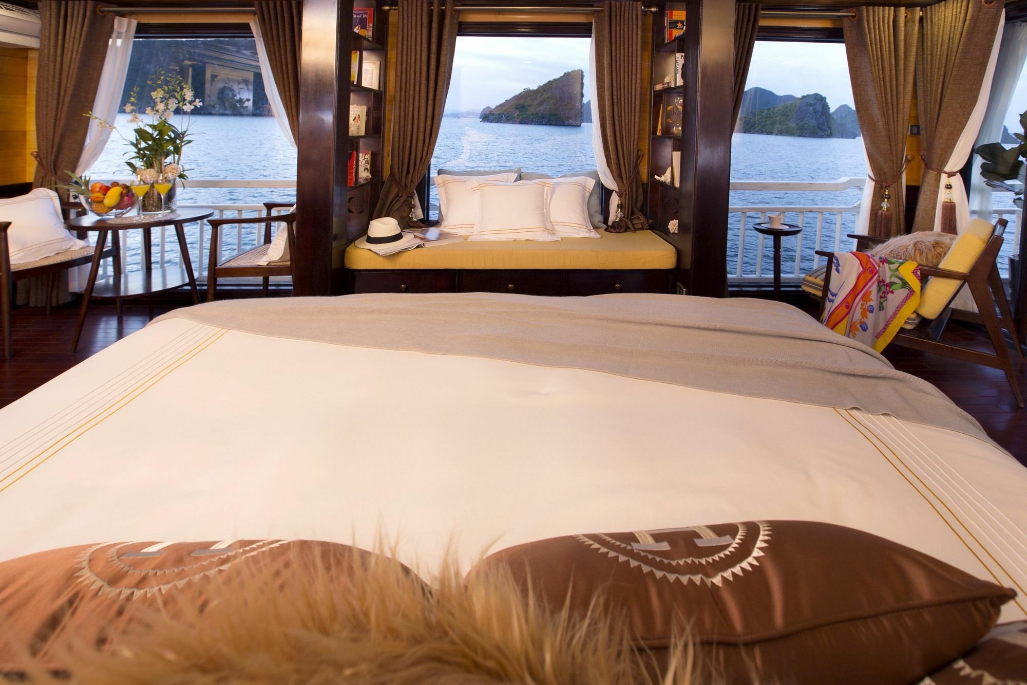 Hera Boutique Cruise Ha Long Bay Eksteriør billede