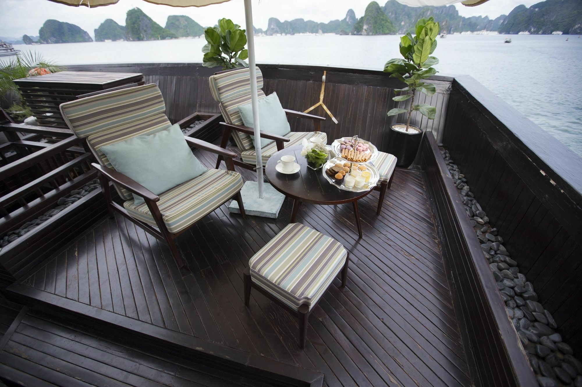 Hera Boutique Cruise Ha Long Bay Eksteriør billede