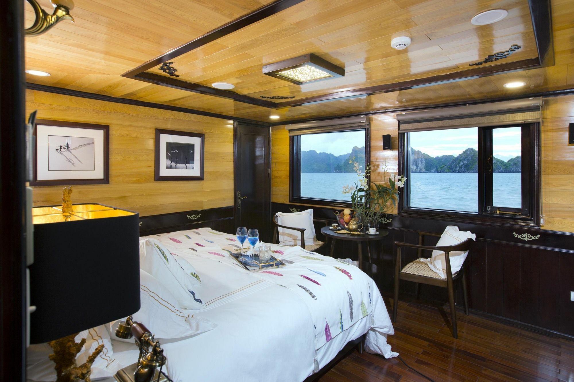 Hera Boutique Cruise Ha Long Bay Eksteriør billede