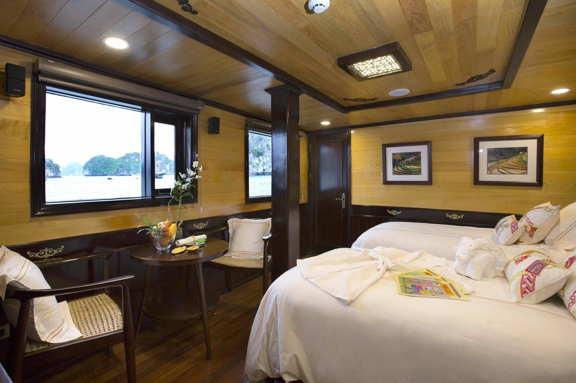 Hera Boutique Cruise Ha Long Bay Eksteriør billede